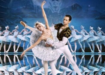 Swan Lake performed by international cast in Kingston this Saturday