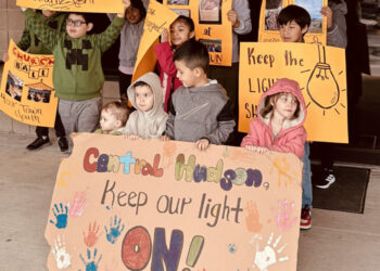 Billing dispute with Central Hudson leaves bilingual congregation in the dark