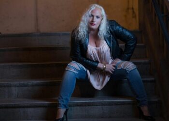 New York Blues Hall of Fame inductee Regina Bonelli
